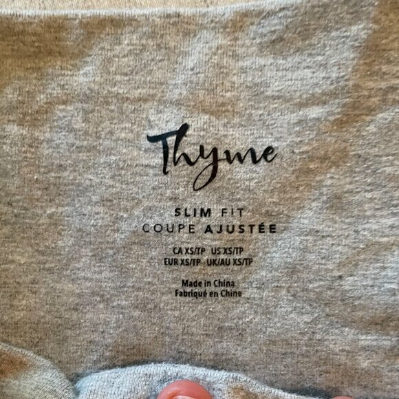 Thyme maternity short XS - Picture 3 of 3